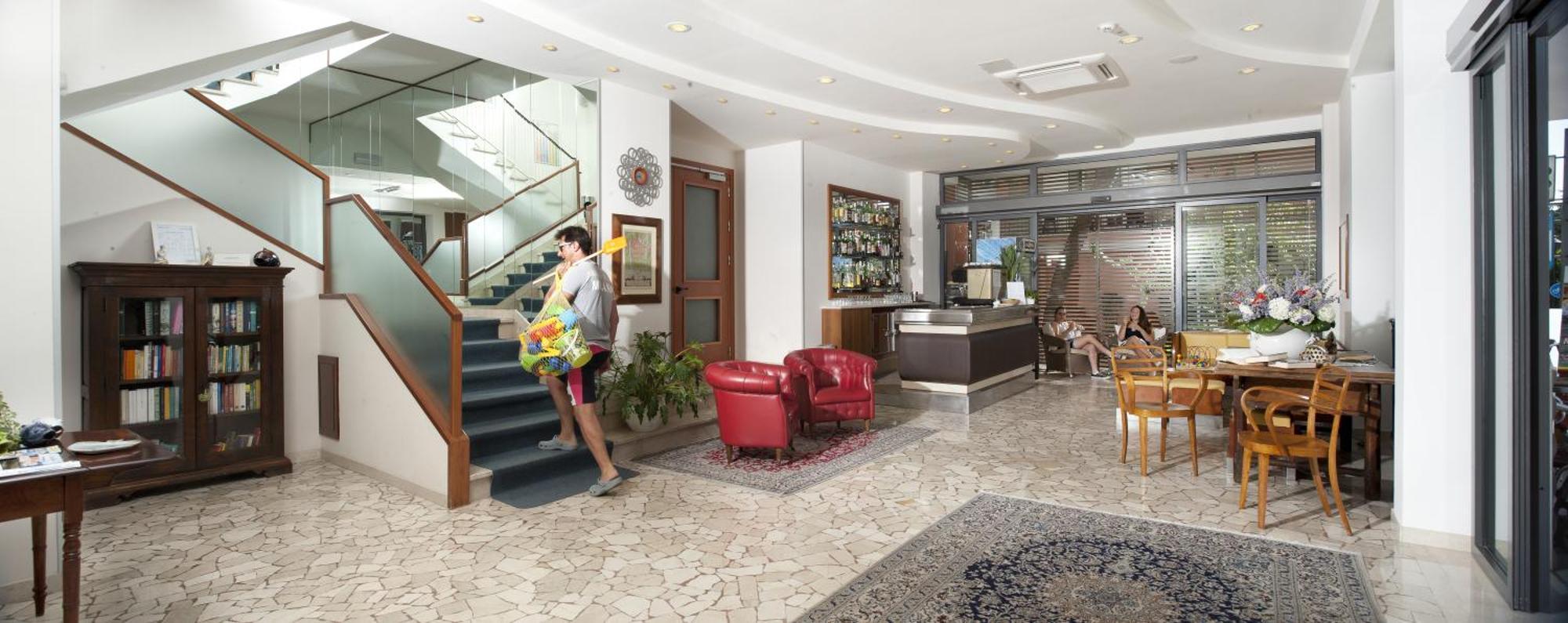 Hotel Baltic Rimini Exterior photo